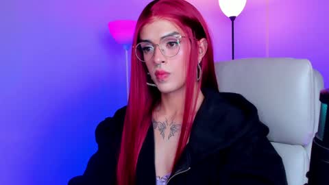   online show from January 27, 9:02 am