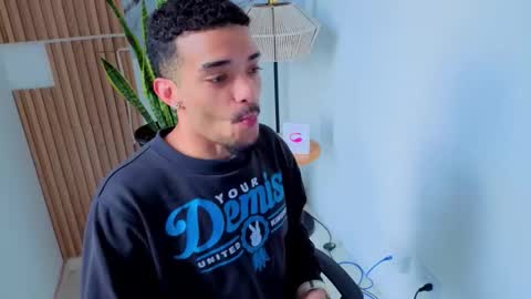 Snapshot of eros_chipre chatting on October 23, 3:02 pm Eros online show from October 23, 3:02 pm