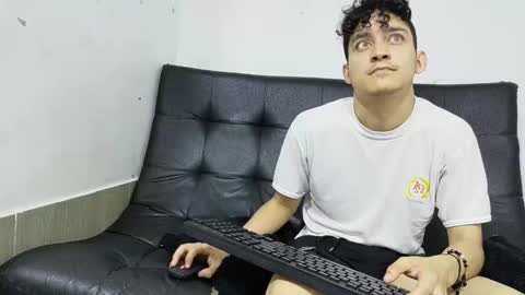 eros_fang online show from December 14, 9:15 am