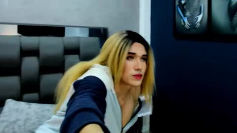 Eros Mancini online show from December 14, 3:35 am