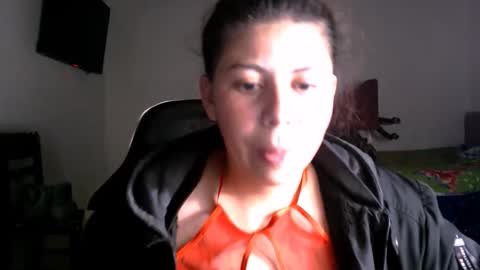 Sara online show from April 18, 4:58 am