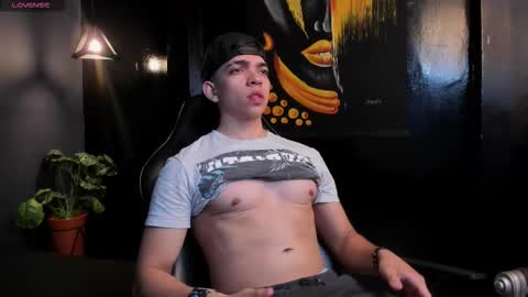 Eryon online show from December 19, 11:17 am