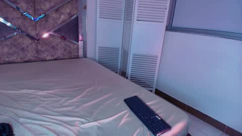 Eryx online show from October 2, 1:43 pm