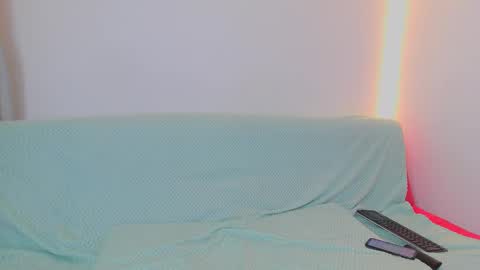 ErzsiDragon online show from March 8, 2:32 pm