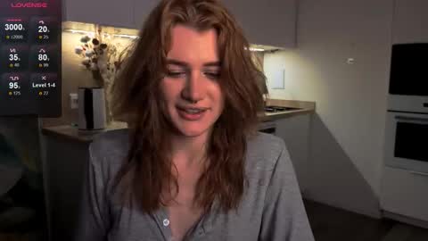 EshleGreen online show from February 26, 8:56 pm