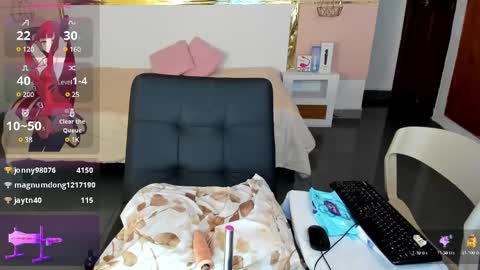 ESMERALDA online show from March 8, 9:50 am