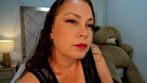 Esmeralda  online show from April 5, 2:03 pm