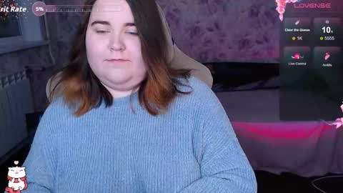 Snapshot of estelle_hicks chatting on October 6, 8:37 pm estelle_hicks online show from October 6, 8:37 pm