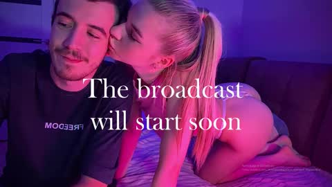 Ester online show from November 17, 4:53 pm