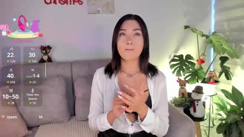 Is secret online show from November 27, 9:55 pm