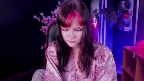 Ester  online show from June 16, 4:22 pm