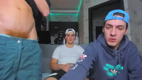 LOUIS online show from October 6, 8:37 pm