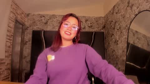 estrella05_ online show from February 18, 2:05 am