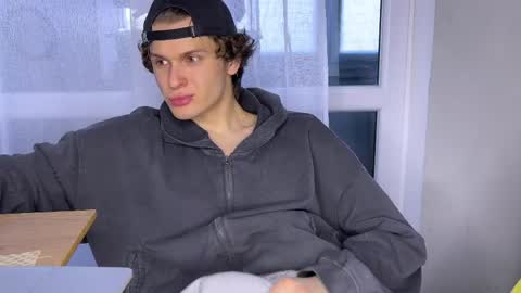 Alex online show from April 10, 2:44 pm