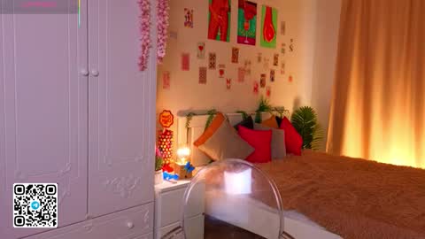 esyameglin online show from October 28, 2:34 am