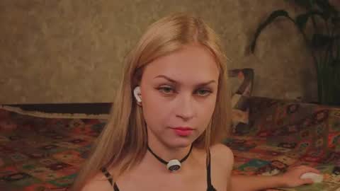 Sophia online show from June 14, 11:29 pm