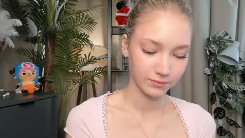 Natalie online show from May 16, 6:21 am