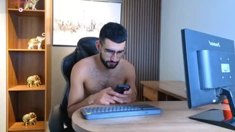 Ethan online show from April 9, 2:56 pm