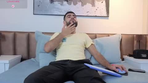 Ethan online show from April 20, 7:17 pm