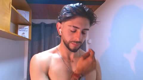 Ethan Muller online show from November 8, 2:47 am