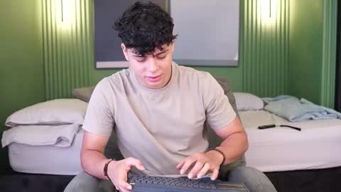 ethan_occonor online show from January 8, 6:36 pm