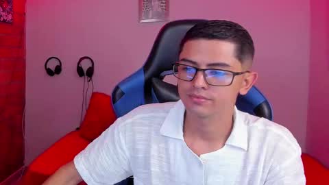 ETHAN SAI online show from October 15, 3:21 am