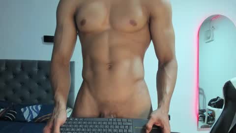 ethan_smitth1 online show from January 20, 6:31 am