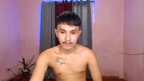 DAVE online show from February 25, 10:20 pm