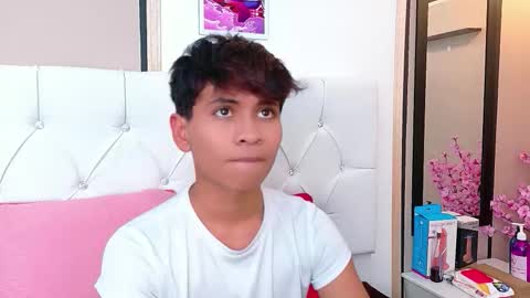 Ethan online show from March 24, 8:15 pm