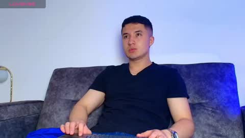 Snapshot of ethanconnor_ chatting on October 23, 12:28 pm ethanconnor_ online show from October 23, 12:28 pm