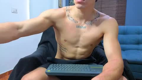 ethangreey1 online show from April 9, 12:11 pm