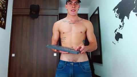 ethangreey1 online show from February 28, 8:50 pm