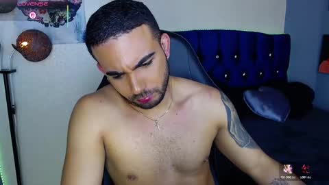 Ethan online show from May 14, 11:25 pm