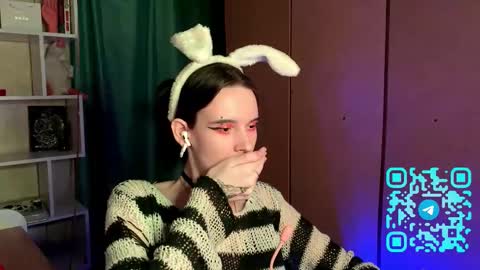 Kate online show from March 23, 2:00 pm