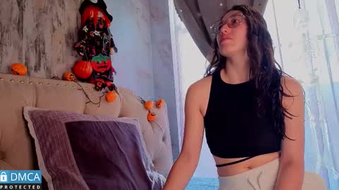 eva delight online show from November 3, 11:33 am