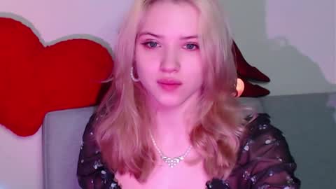 Eva Foxxxyy online show from February 19, 11:20 am