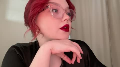 eva_kittenn online show from May 2, 3:29 pm