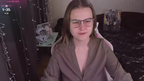 Snapshot of eva_orchid chatting on October 21, 10:53 am Eva online show from October 21, 10:53 am