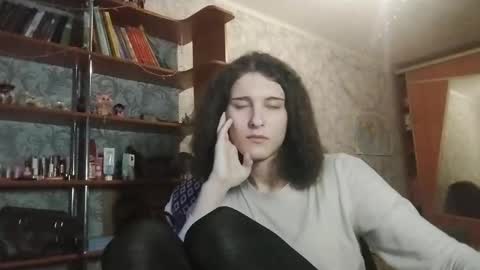 Eva The Princess online show from February 12, 2:53 pm