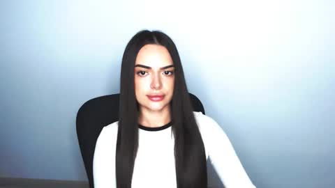 Eva online show from November 22, 5:33 pm