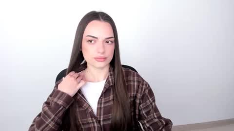 Snapshot of eva_rossee_ chatting on February 23, 2:04 pm Eva online show from February 23, 2:04 pm