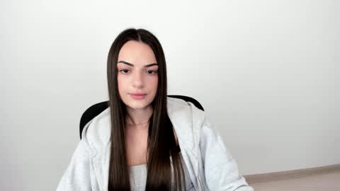 Snapshot of eva_rossee_ chatting on February 26, 1:43 pm Eva online show from February 26, 1:43 pm