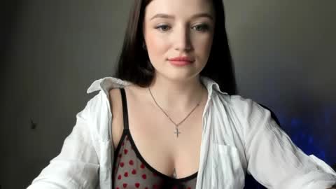 Snapshot of evaamillerr chatting on March 12, 8:52 pm Eva online show from March 12, 8:52 pm