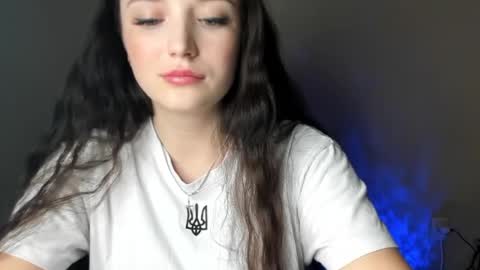 Snapshot of evaamillerr chatting on February 24, 9:31 pm Eva online show from February 24, 9:31 pm