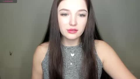 Snapshot of evaamillerr chatting on January 25, 10:39 pm Eva online show from January 25, 10:39 pm