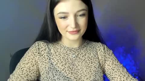 Snapshot of evaamillerr chatting on February 3, 3:17 pm Eva online show from February 3, 3:17 pm