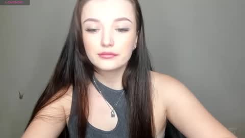 Snapshot of evaamillerr chatting on January 28, 10:44 am Eva online show from January 28, 10:44 am