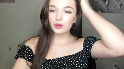 Snapshot of evaamillerr chatting on January 17, 11:07 pm Eva online show from January 17, 11:07 pm