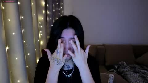 Eva online show from November 16, 3:58 pm