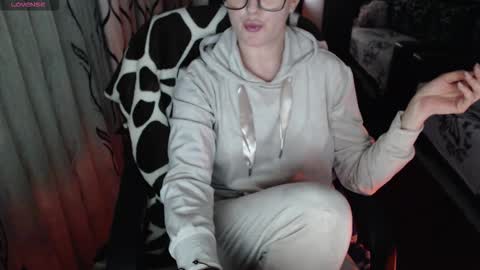 EVADREAM online show from March 17, 8:25 pm